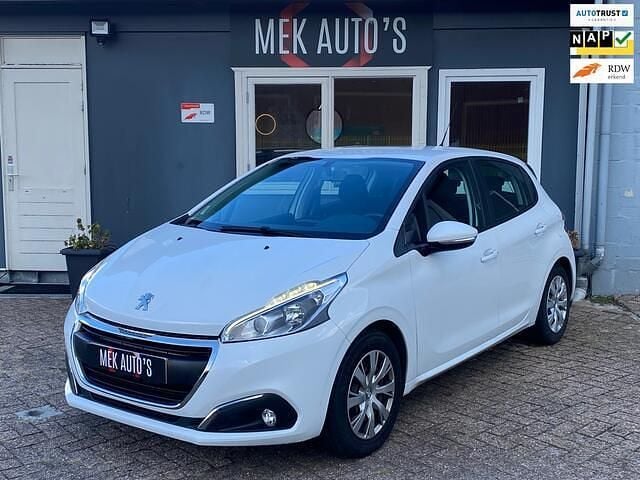 Wit Gebruikt 2016 Peugeot 208 Hatchback | € 6.944 (Eerlijke prijs) - Afbeelding 1/4