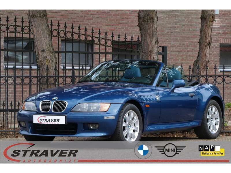 Blauw, metallic lak Gebruikt 2001 BMW Z3 Sport Line Cabriolet | € 32.950 - Afbeelding 1/4