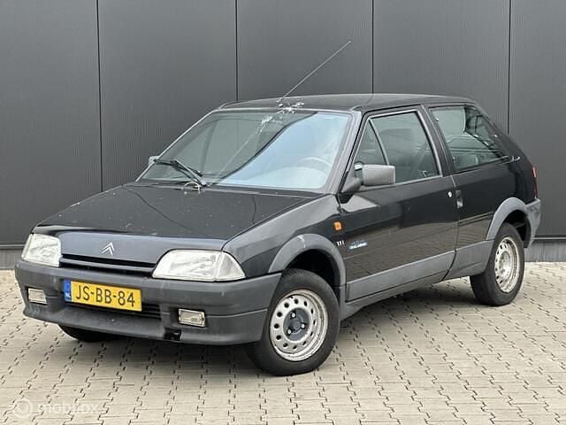 Zwart Gebruikt 1994 Citroën AX Hatchback | € 1.998 - Afbeelding 1/4