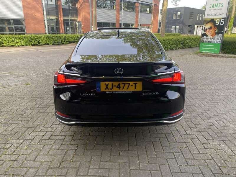 Occasion Lexus ES300 218 PK (160 kW) 2019 Zwart, metallic lak Sedan