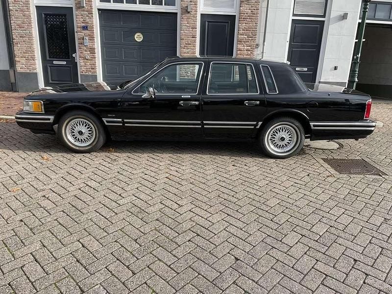 Occasion Lincoln Town Car 213 PK (156 kW) 1993 Bruin Sedan