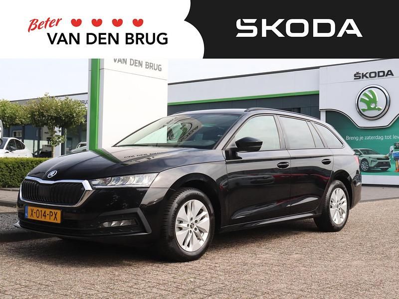 Zwart Gebruikt 2024 Skoda Octavia Ambition Stationwagen | € 25.695 (Eerlijke prijs) - Afbeelding 1/4