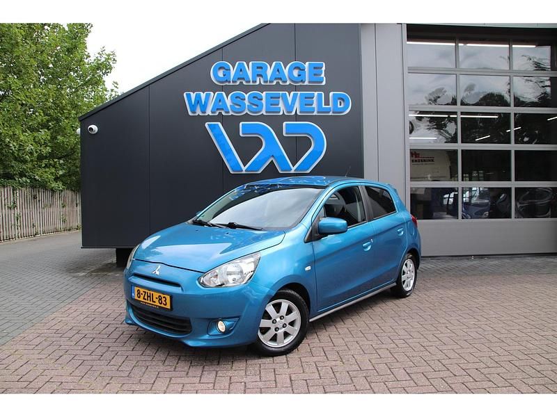 Blauw Gebruikt 2015 Mitsubishi Space Star Hatchback | € 5.895 (Iets duurder) - Afbeelding 1/4