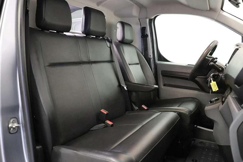 Occasion Opel Vivaro 177 PK (130 kW) 2020 Grijs MPV