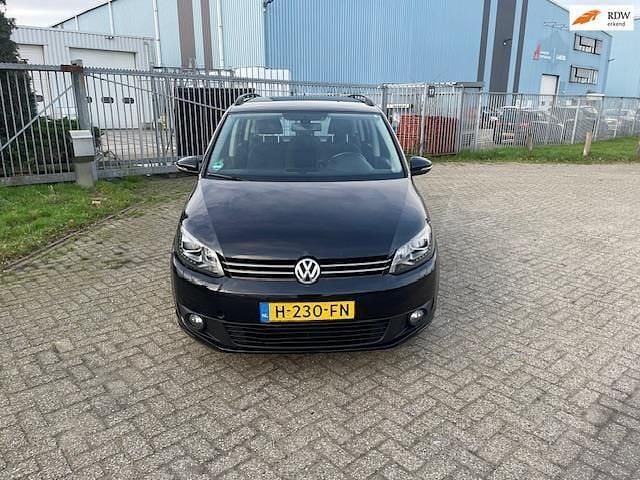 Zwart Occasion 2014 VW Touran Trendline MPV | € 3.999 (Goede deal) - Afbeelding 1/4