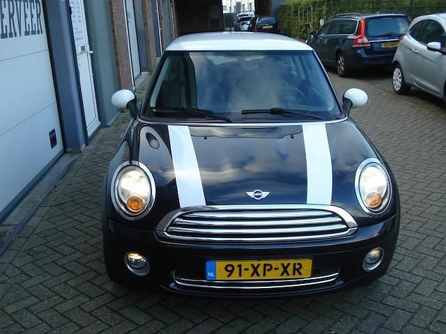 Occasion Mini Cooper 2007 Zwart (metallic) Hatchback