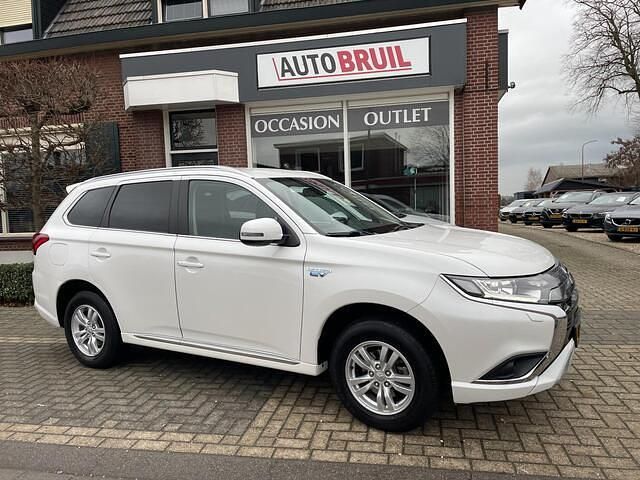 Occasion Mitsubishi Outlander 135 PK (99 kW) 2020 Wit SUV