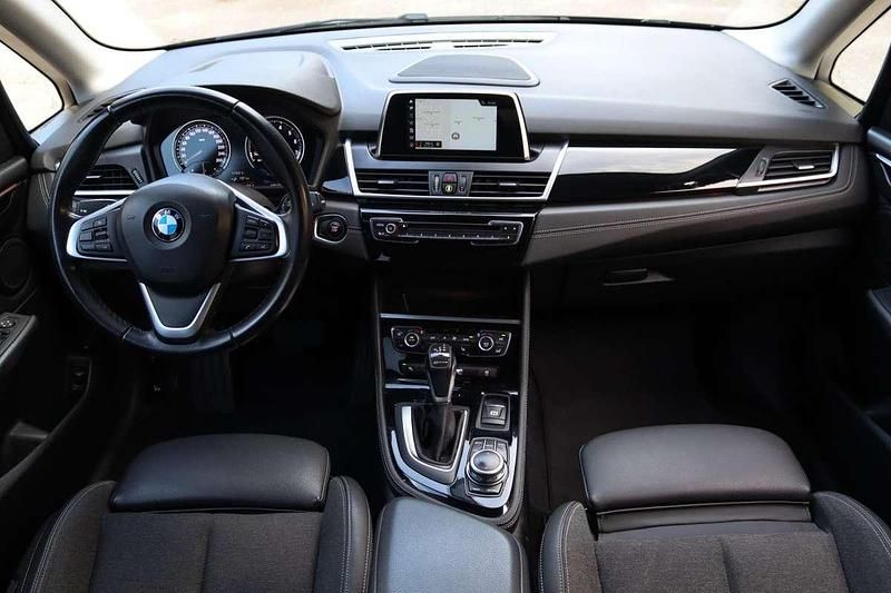 Occasion BMW 225 Active Tourer iPerformance 136 PK (100 kW) 2019 Grijs MPV