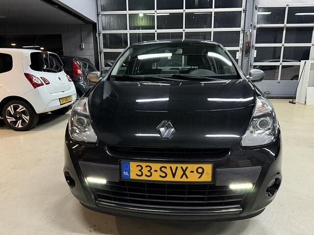 Occasion Renault Clio II Night&Day 89 PK (65 kW) 2011 Zwart Hatchback
