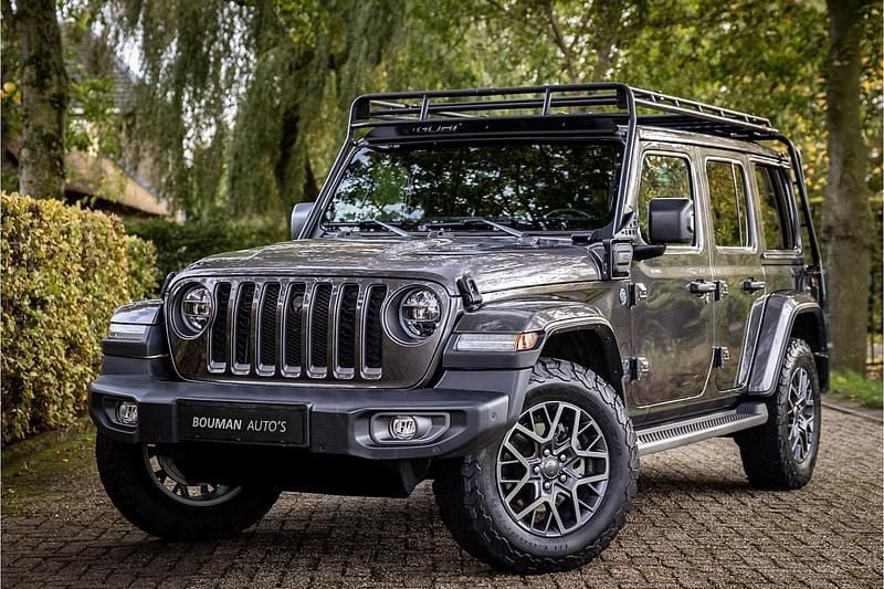 Grijs Gebruikt 2021 Jeep Wrangler Unlimited Sahara SUV | € 58.750 (Eerlijke prijs) - Afbeelding 1/4