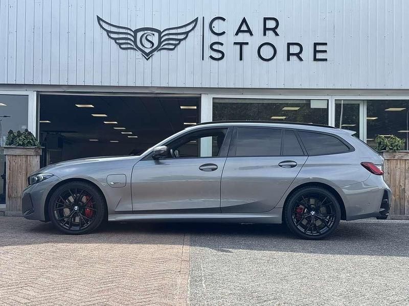 Occasion BMW 330e M Sport 2022 Grijs Stationwagen