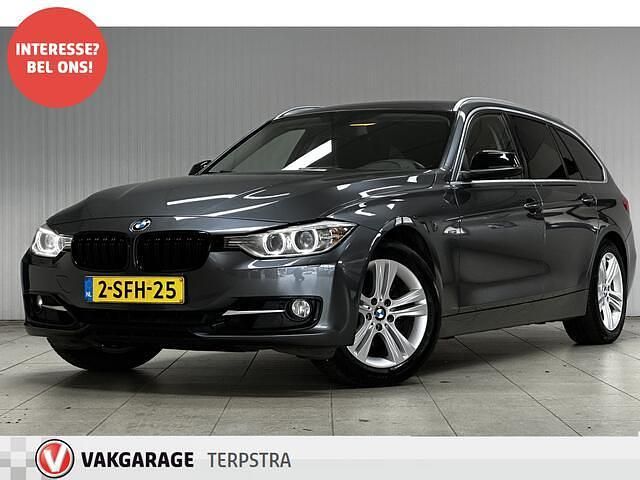 Grijs Gebruikt 2013 BMW 320 Executive Stationwagen | € 8.995 (Eerlijke prijs) - Afbeelding 1/4