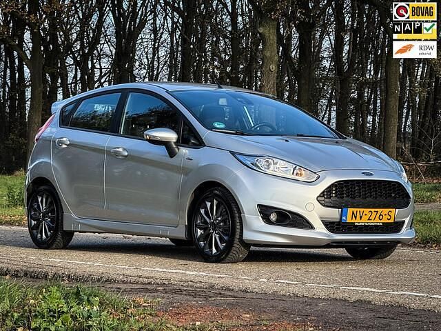 Grijs Occasion 2017 Ford Fiesta ST-Line Hatchback | € 8.999 (Goede deal) - Afbeelding 1/4