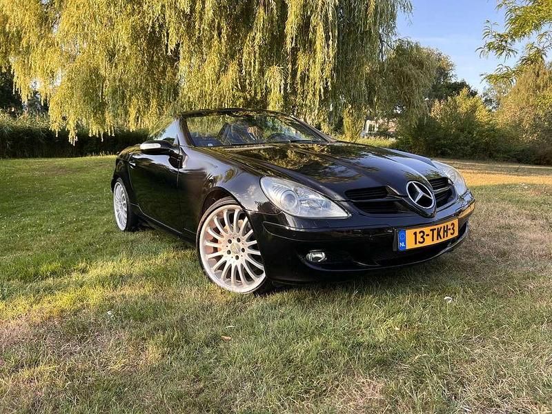 Zwart Gebruikt 2005 Mercedes SLK200 Cabriolet | € 9.250 (Iets duurder) - Afbeelding 1/4
