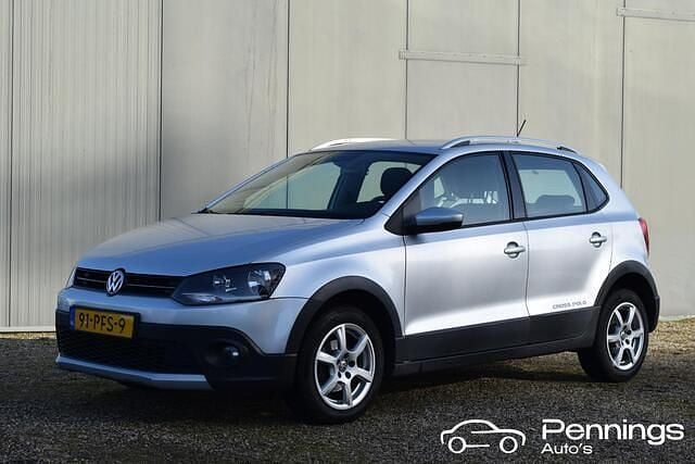 Grijs (metallic) Occasion 2011 VW Polo Cross Hatchback | € 5.490 (Goede deal) - Afbeelding 1/4