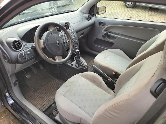 Occasion Ford Fiesta Celebration 69 PK (50 kW) 2004 Zwart Hatchback