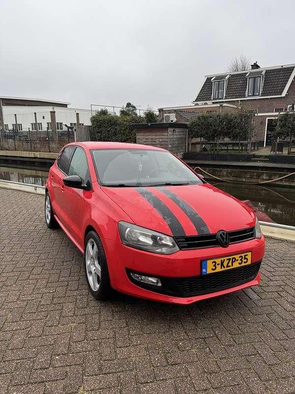 Occasion VW Polo Highline 90 PK (66 kW) 2012 Rood Hatchback