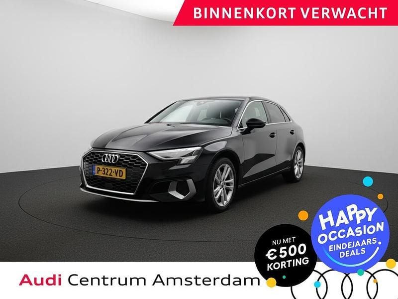 Zwart Gebruikt 2022 Audi A3 Sportback Advanced Hatchback | € 25.749 (Eerlijke prijs) - Afbeelding 1/1