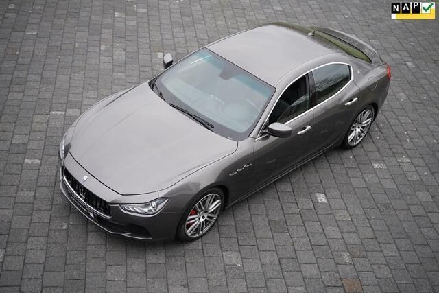Grijs Gebruikt 2016 Maserati Ghibli Coupé | € 35.900 (Eerlijke prijs) - Afbeelding 1/4
