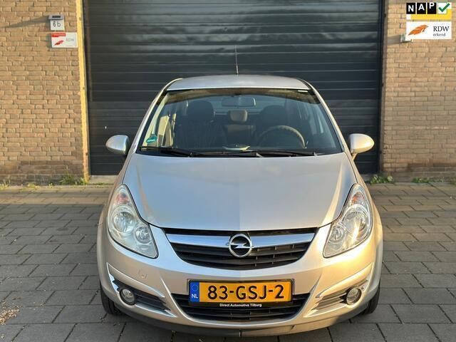 Grijs Gebruikt 2008 Opel Corsa Enjoy Hatchback | € 3.450 (Goede deal) - Afbeelding 1/4