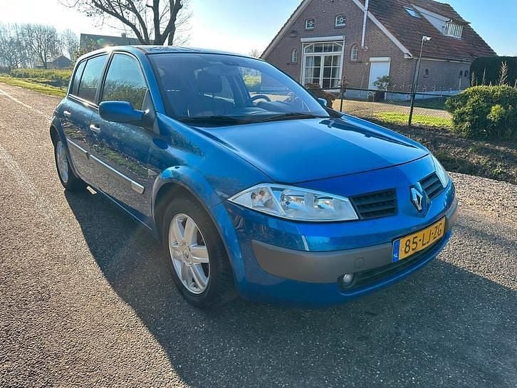 Occasion Renault Mégane II 113 PK (83 kW) 2003