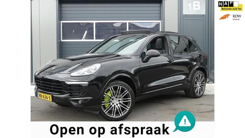 Zwart Gebruikt 2015 Porsche Cayenne SUV | € 26.900 (Eerlijke prijs) - Afbeelding 1/4