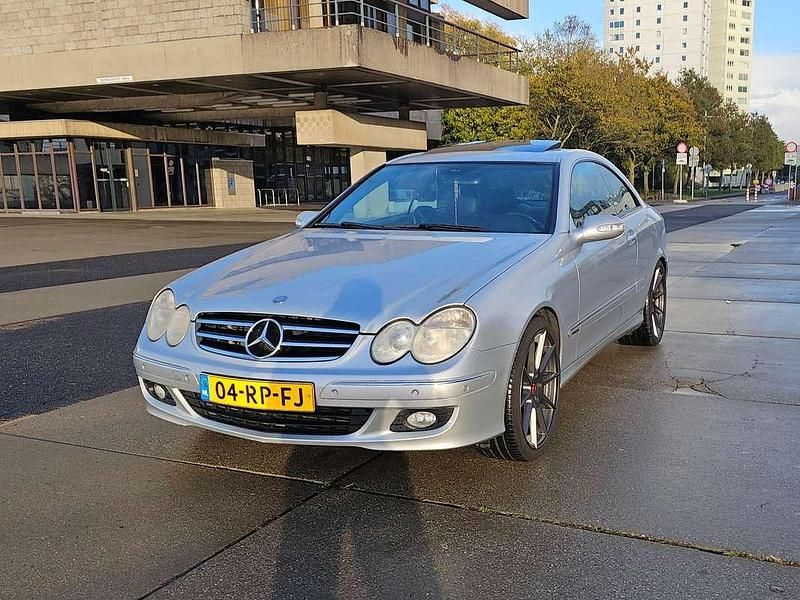 Occasion Mercedes CLK200 Avantgarde 163 PK (119 kW) 2005 Zilver Coupé