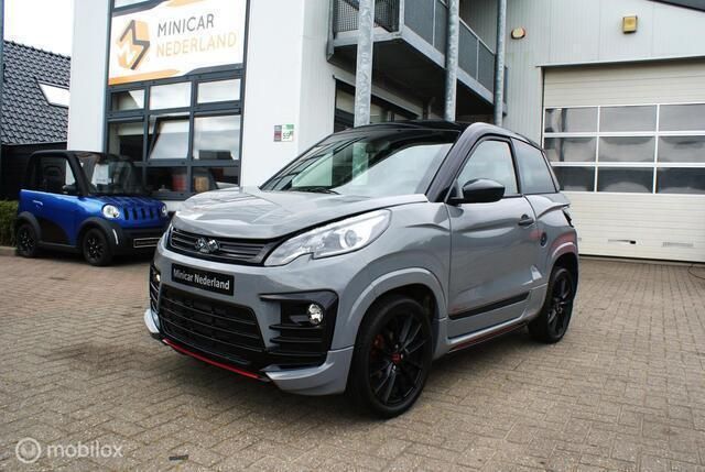 Grijs Gebruikt 2023 Ligier JS60 Hatchback | € 17.850 (Eerlijke prijs) - Afbeelding 1/4