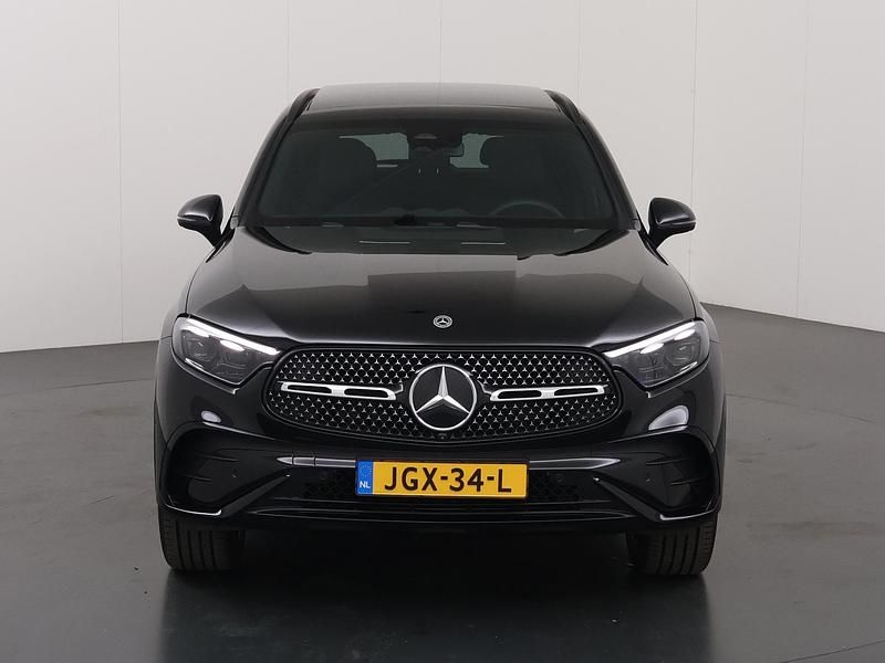 Occasion Mercedes GLC300 Sport Edition 204 PK (150 kW) 2025 Zwart SUV