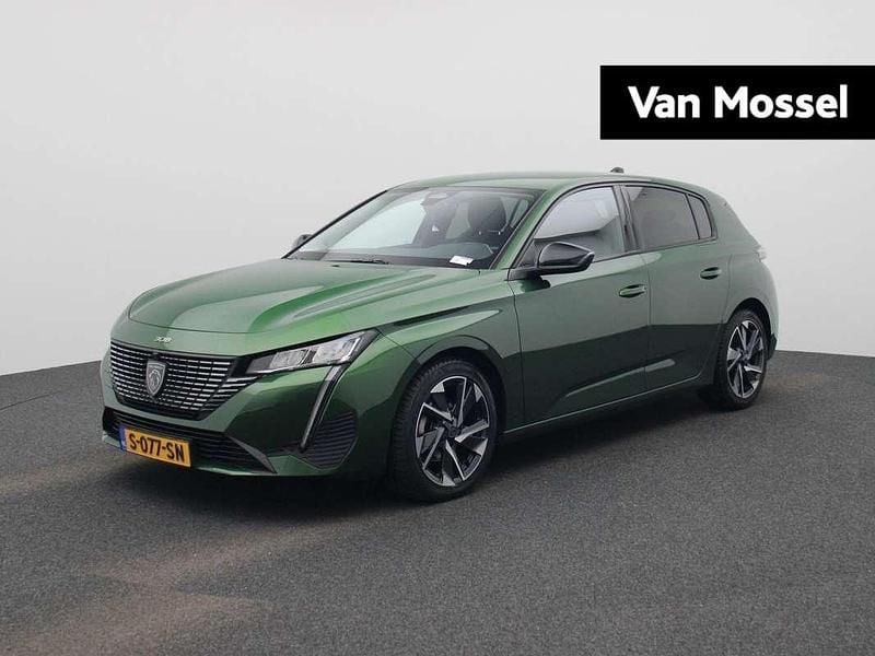 Groen Occasion 2023 Peugeot 308 Allure Hatchback | € 21.400 (Eerlijke prijs) - Afbeelding 1/3