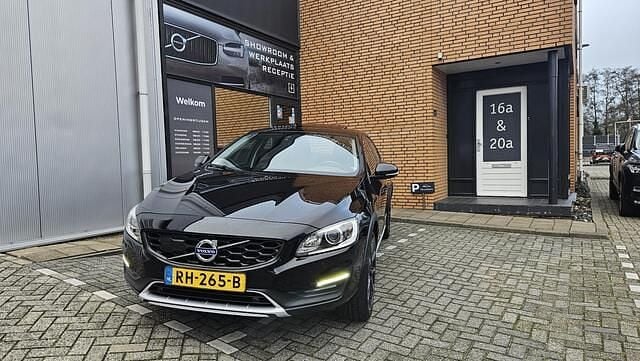 Zwart Gebruikt 2017 Volvo S60 CC Sedan | € 20.950 - Afbeelding 1/4