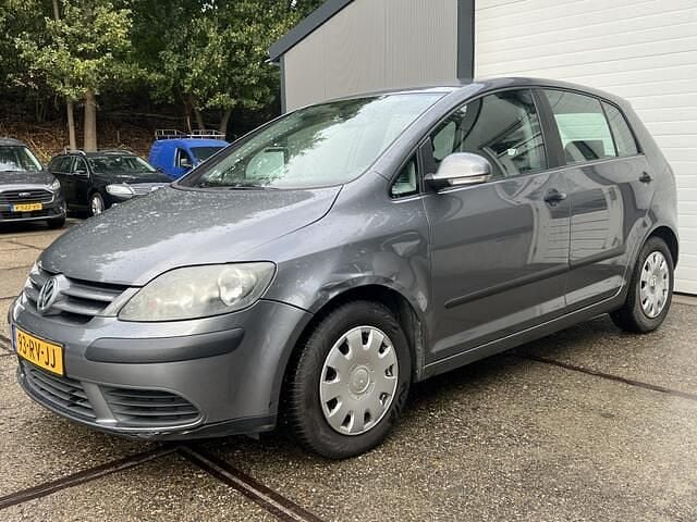 Grijs Gebruikt 2005 VW Golf Plus Cross MPV | € 1.250 (Goede deal) - Afbeelding 1/4