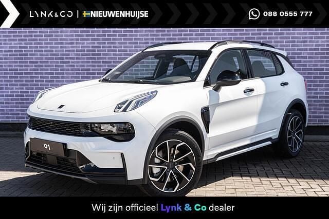 Wit Nieuw 2025 Lynk & Co 01 SUV | € 42.995 (Goede deal) - Afbeelding 1/2