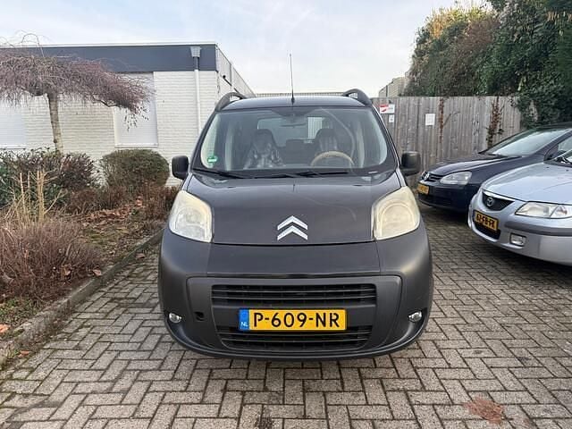 Grijs Occasion 2009 Citroën Nemo MPV | € 3.500 (Eerlijke prijs) - Afbeelding 1/4