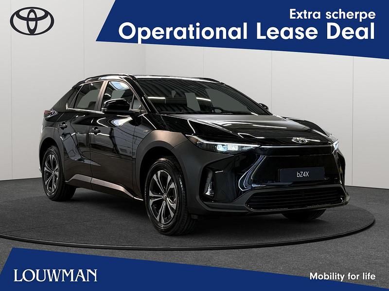 Zwart metallic Nieuw 2025 Toyota bZ4X Active SUV | € 36.995 (Super prijs) - Afbeelding 1/3