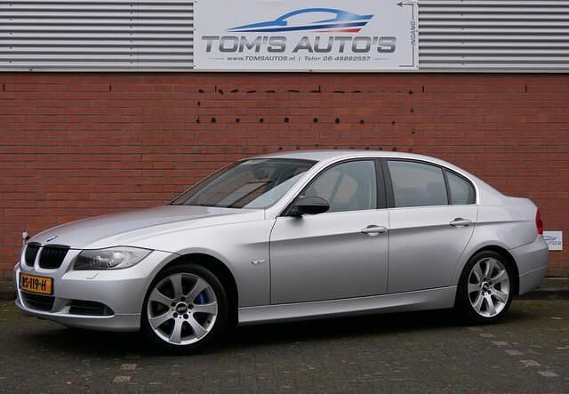 Occasion BMW 325 Executive 218 PK (160 kW) 2005 Grijs (metallic) Sedan