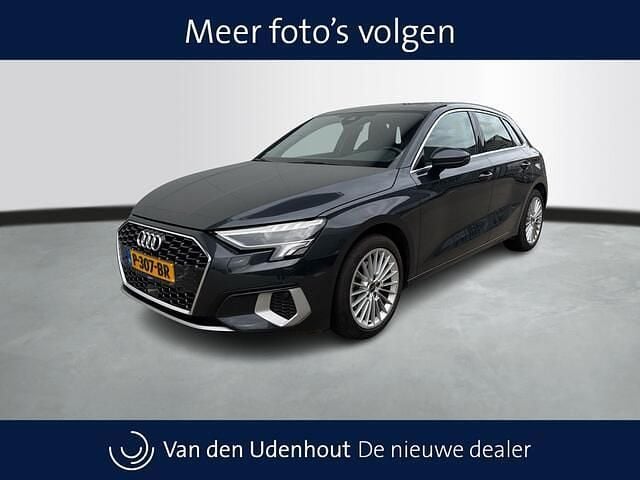 Grijs (metallic) Occasion 2022 Audi A3 Sportback Advanced Hatchback | € 24.950 (Goede deal) - Afbeelding 1/4