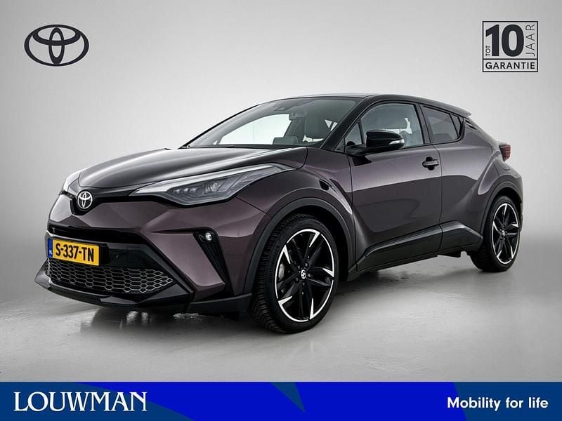 Paars, metallic lak Occasion 2022 Toyota C-HR Sport SUV | € 31.900 - Afbeelding 1/4