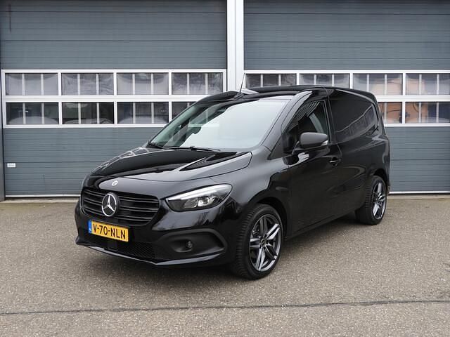 Zwart Occasion 2024 Mercedes eCitan Van | € 24.950 (Goede deal) - Afbeelding 1/4