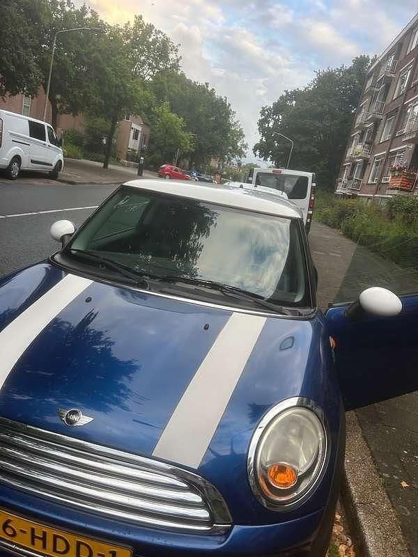 Blauw Gebruikt 2008 Mini Cooper Chili Hatchback | € 3.850 (Eerlijke prijs) - Afbeelding 1/4