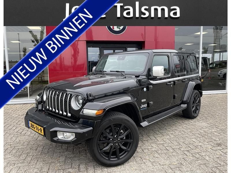 Zwart Occasion 2023 Jeep Wrangler Sahara SUV | € 74.945 (Duur) - Afbeelding 1/4