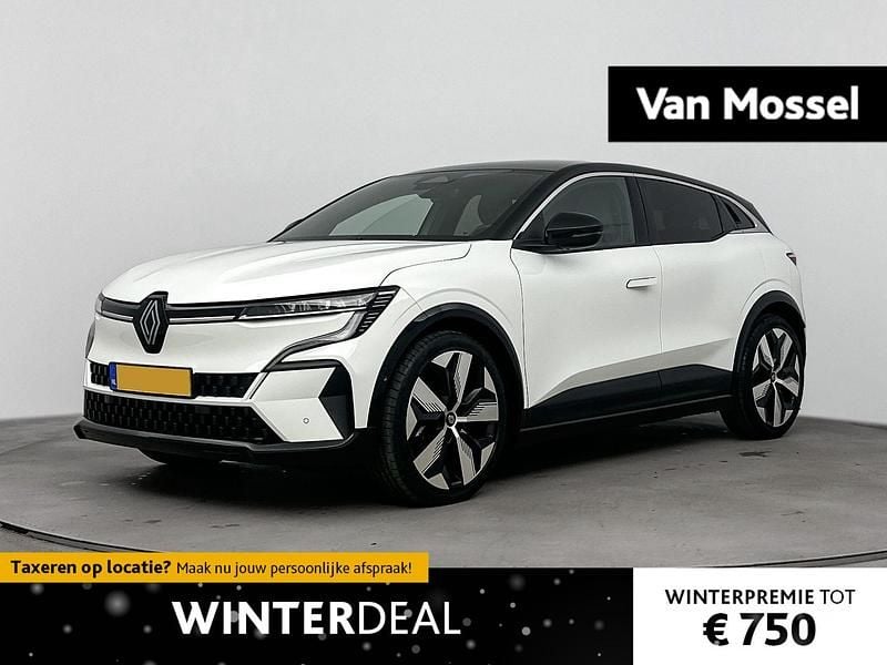 Wit Occasion 2025 Renault Megane E-Tech Iconic Hatchback | € 38.430 (Duur) - Afbeelding 1/4