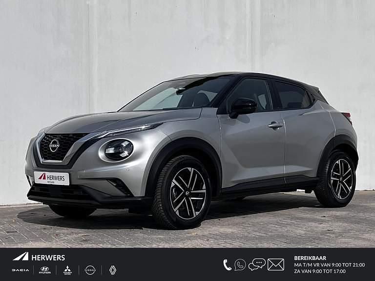 Platinum silver & carbon black dak Gebruikt 2024 Nissan Juke SUV | € 23.935 (Goede deal) - Afbeelding 1/4