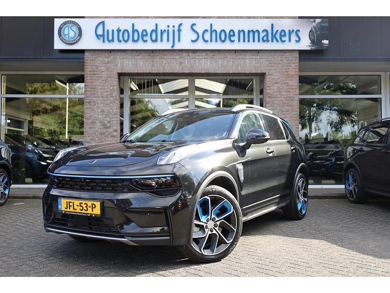 Zwart Gebruikt 2023 Lynk & Co 01 SUV | € 25.750 (Goede deal) - Afbeelding 1/3