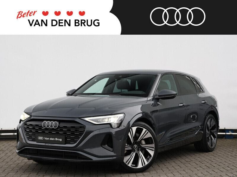 Grijs Gebruikt 2024 Audi Q8 e-tron Comfort SUV | € 55.800 (Eerlijke prijs) - Afbeelding 1/4