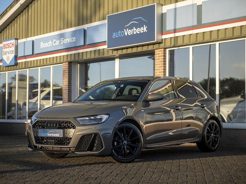 Occasion Audi A1 Sportback S-Line 150 PK (110 kW) 2022 Grijs Hatchback