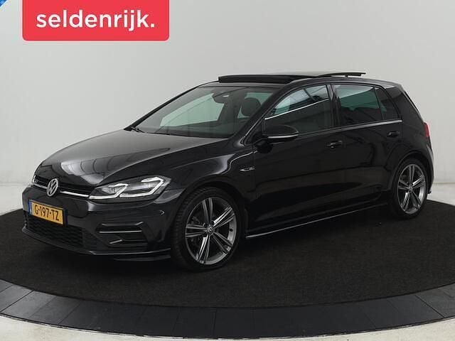 Zwart Gebruikt 2019 VW Golf VII R-line Hatchback | € 14.900 (Goede deal) - Afbeelding 1/4