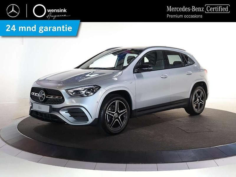 Zilver Nieuw 2025 Mercedes GLA250 Business SUV | € 58.045 (Duur) - Afbeelding 1/4