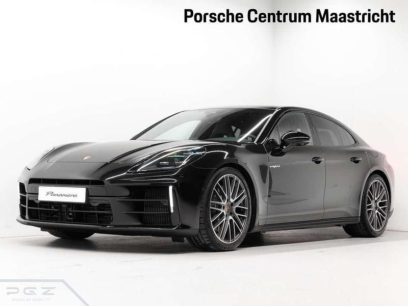 Nieuw Porsche Panamera 470 PK (345 kW) 2025 Zwart Hatchback