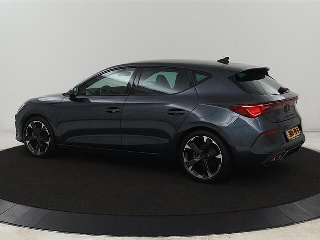 Occasion Cupra Leon 150 PK (110 kW) 2022 Grijs (metallic) Hatchback